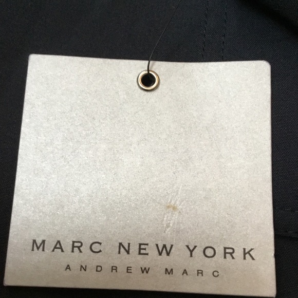 NWT $280 Andrew Marc blazer. - Picture 6 of 7
